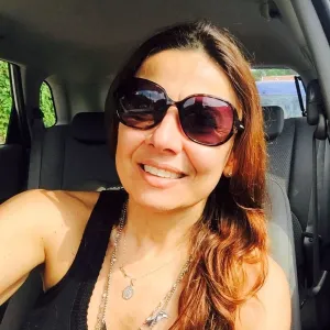 Mônica - Prof de liderança - São Paulo
