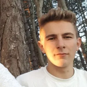 Mateusz - Nauczyciel historia - Koszalin