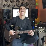 Luca - Guitar tutor - London