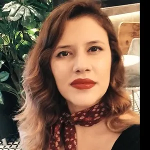 Yeşim - Teknik öğretmeni - 