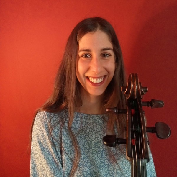 Cello lessons (Online and face to face)  in Utrecht by experienced teacher for all ages and levels (individual and group lessons) !