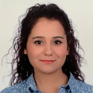 Elif - İngilizce konuşma becerileri öğretmeni - 