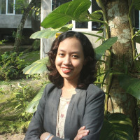 Alumni UGM, M.Sc. holder, IELTS 7.5, mantan alumni pertukaran pelajar internasional & penulis jurnal internasional menawarkan les Inggris di Yogyakarta, Bantul, Sleman.