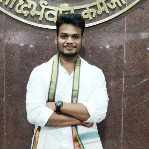 Subrat - Chemistry teacher - Bhubaneswar