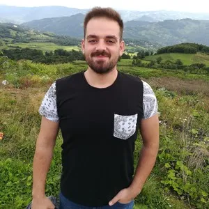 Murat - Yüzme öğretmeni - Tokat