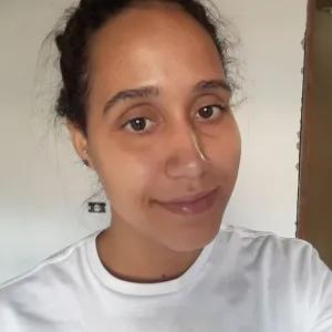 Gabriella - Prof de geografia - 