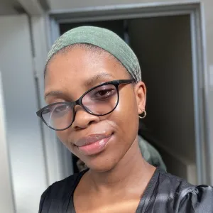 Phumla - English tutor - Berea
