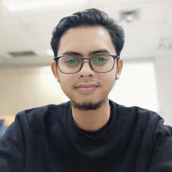 Belajar Bahasa Pemrograman Menyenangkan Bersama Danna, Web / Desktop Programmer Lulusan Berkualitas Universitas BudiLuhur di Jakarta
