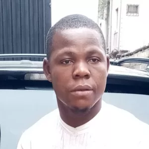 Uchendu - Economics tutor - Lagos