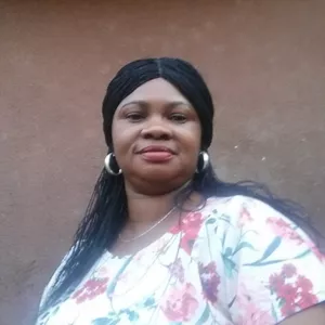 Esther - Economics tutor - Lagos