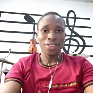 Emmanuel - Piano tutor - Lagos