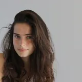 Emma - Prof de marketing - Colombes