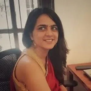 TANVI P - Accounting teacher - Surat