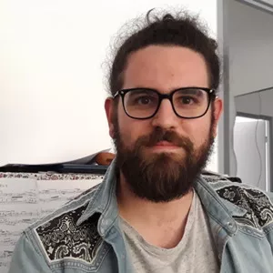 Jean-Etienne - Prof d'éducation musicale - Bobigny
