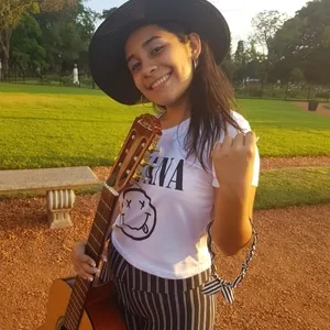 Axia - Profesor instrumentos de cuerda - Buenos Aires
