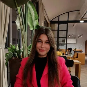 Tutku - İngilizce öğretmeni - İstanbul