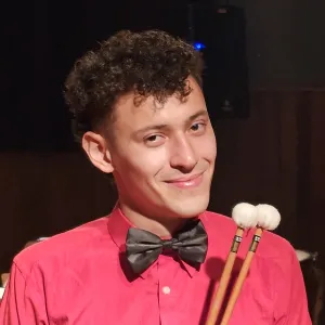 Tiago - Prof de bateria - Centro