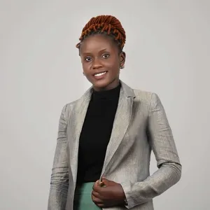 Virginia - English tutor - Uyo