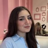 Nisrine - Prof d'aide aux devoirs - Lyon