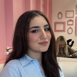 Nisrine - Prof d'aide aux devoirs - Lyon