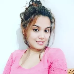 Aarti - Art And Design teacher - New Delhi