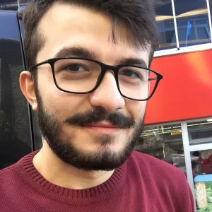 Doğan - Matematik öğretmeni - İstanbul