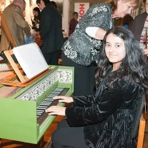 Mercedes - Profesor de solfeo - Santiago