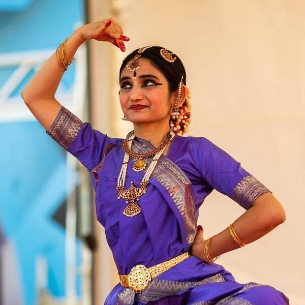 Learn Indian Classical Dance - Bharatanatyam And Feel The Difference in Your Personality