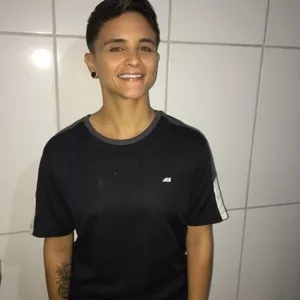 Camila - personal trainer - 