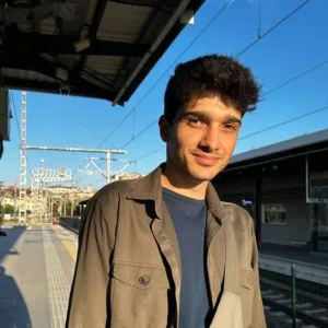 Hasan Bora - Fen bilimleri öğretmeni - İstanbul