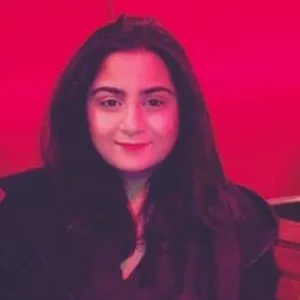 Riddhi - History teacher - London