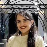 Nihal - Organik kimya öğretmeni - 