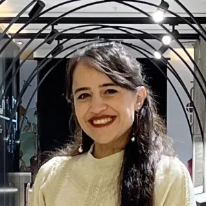 Nihal - Organik kimya öğretmeni - 