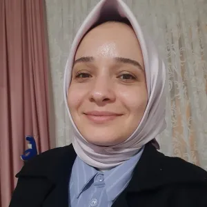 Şeyda - Fen bilimleri öğretmeni - 