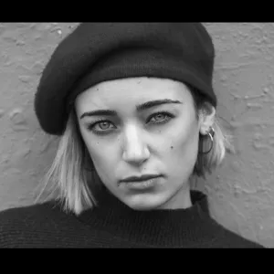 Charlotte - Prof de Chant - Paris 18e