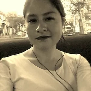 Verónica - Profesor de biología - CDMX