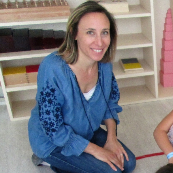 Éducatrice Montessori propose des ateliers d'initiation au codage sur Chatou