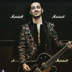 Liuk - Guitar tutor - Monza