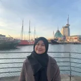 Ayşe - Türk dili ve edebiyatı öğretmeni - Erbaa