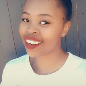 Vuyelwa - English tutor - 