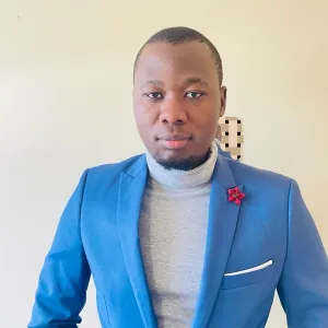 Kabira - Economics tutor - Bloemfontein
