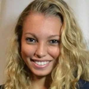 Thaïs - Prof de maths - Suresnes
