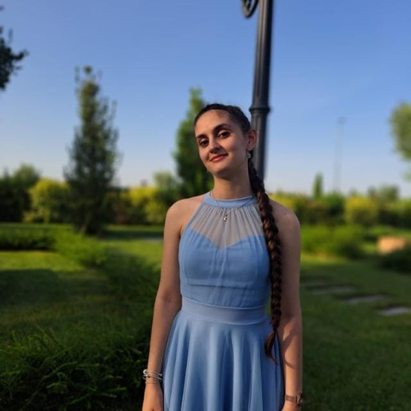 Studentessa di Ingegneria Informatica offre lezioni di Matematica e aiuto nello studio a Modena  e dintorni