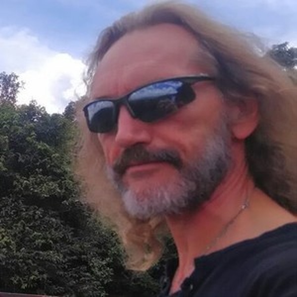 Yves - Dutch teacher - São Paulo