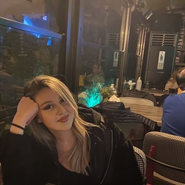 Ayşenur - ESL tutor - Çankaya
