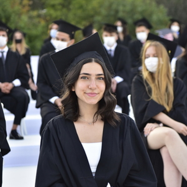 Selin - Maths tutor - 