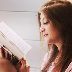 Cécile - ESOL teacher - Châteauneuf-le-Rouge