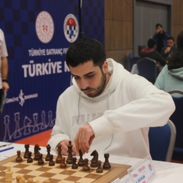 Volkan - Chess tutor - 