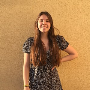 Lucie - French teacher - Les Clayes-sous-Bois