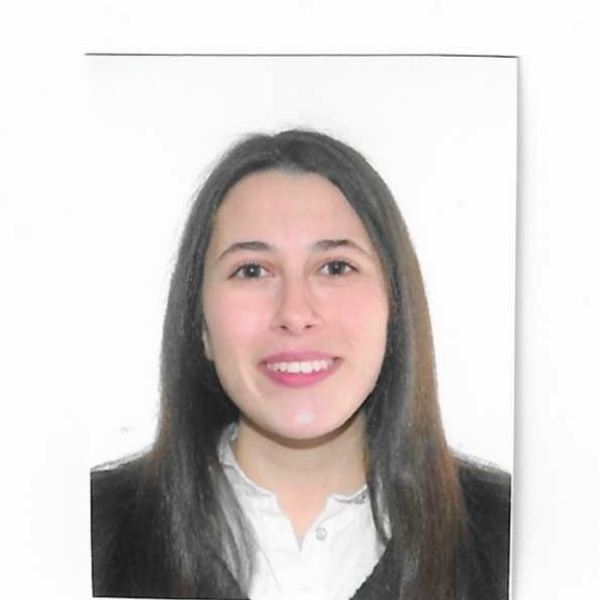 Claudia - Grammar tutor - Leioa